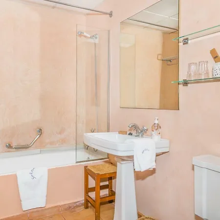 Historic House In Mallorca Up To 12 Guests *