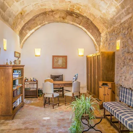 Villa Historic House In Mallorca Up To 12 Guests *